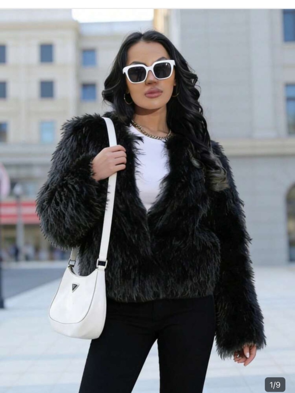 Fhillinou 🖤 Black Cropped Faux Fur Jacket